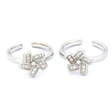 Pinwheel Silver Flower Toe Ring